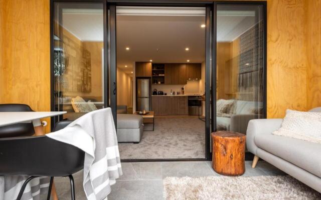 Penthouse with Park View