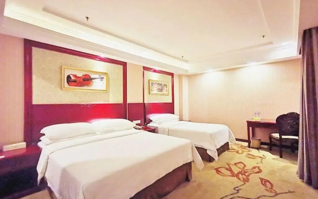 Vienna Hotel Chongqing Changshengqiao Subway Station Branch