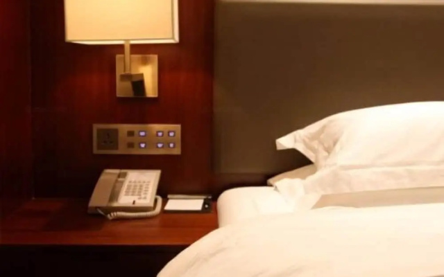 Cuiliu Hotel – Guest Rooms – Wuhan