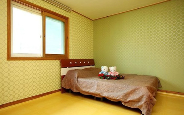 Gapyeong Lakeside View Pension