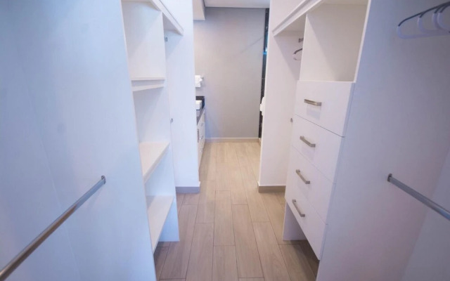 Real View Towers E504 by Casago