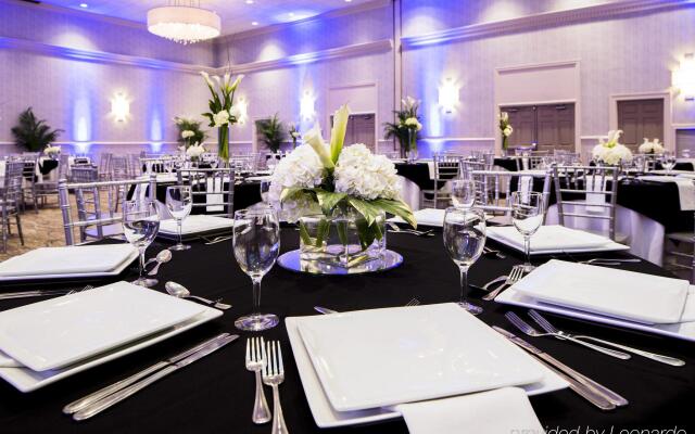 DoubleTree by Hilton Hotel Jacksonville Riverfront