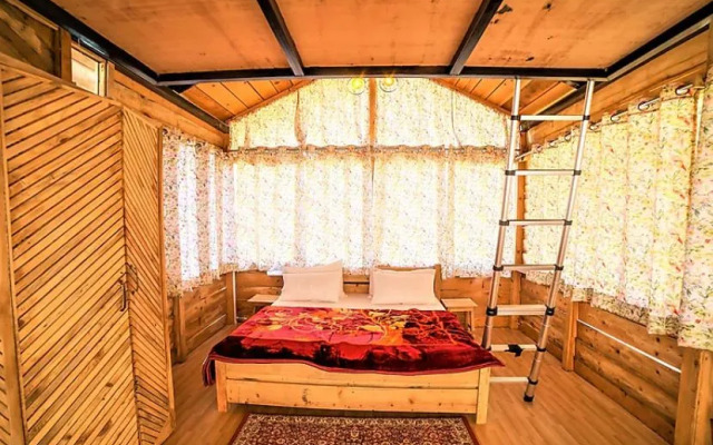 Chirpingi Birdz Resort