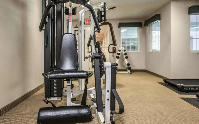 Quality Inn & Suites Dixon near I-88