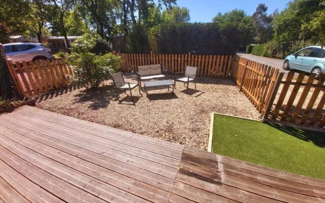 Chalet T3/clim/wifi/pkg/terrasse/15 min plages
