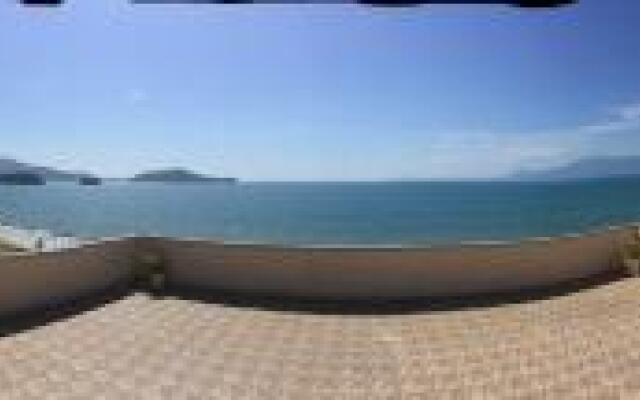 Apto Studio Frente ao Mar