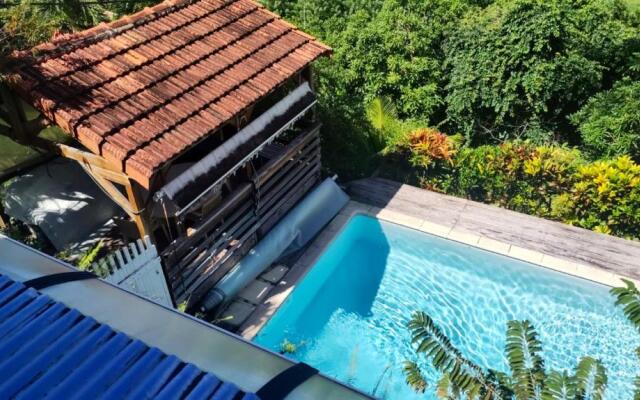 Villa de 2 chambres avec piscine privee jardin clos et wifi a Le Carbet a 5 km de la plage