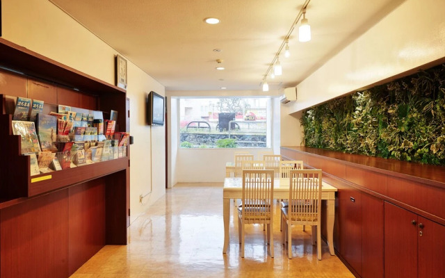 Bayside Tomari