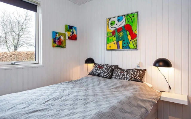 6 Person Holiday Home in Hejls