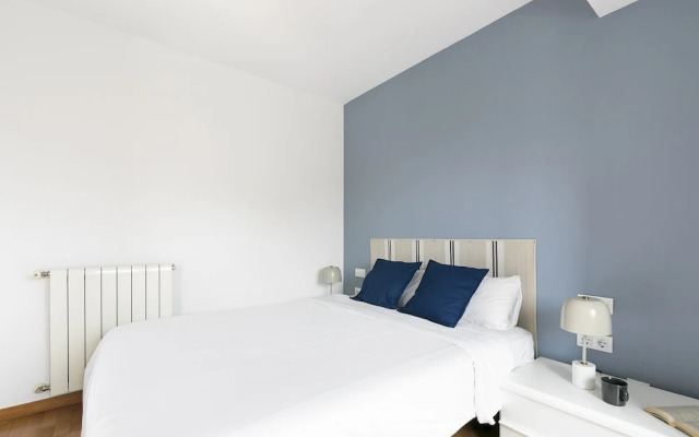 Olala Sardenya Apartment By Olala Homes