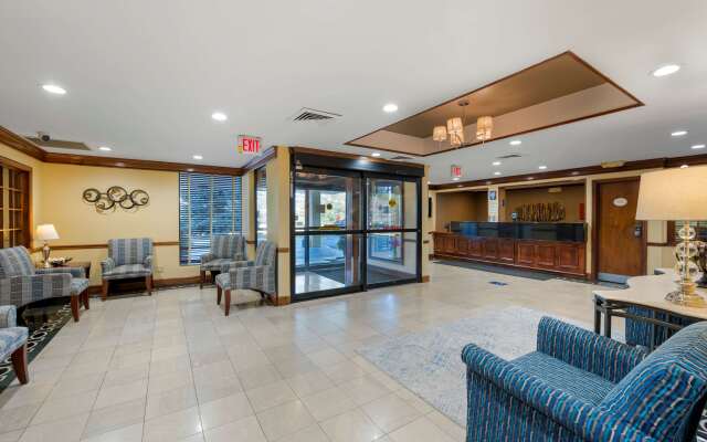 Best Western Louisville East Inn & Suites