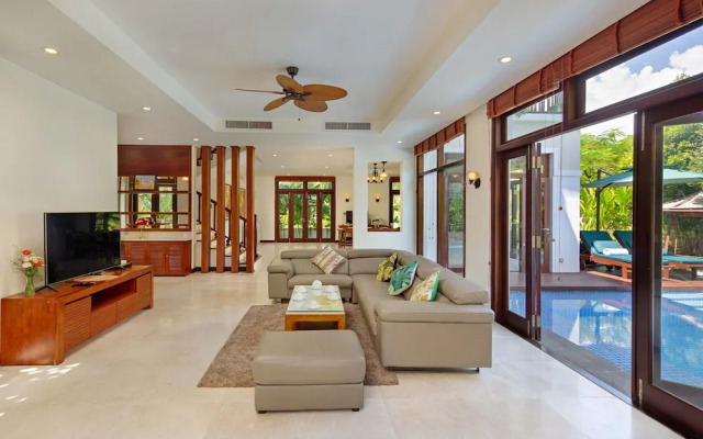 Luxury Danang Beach Pool Villa