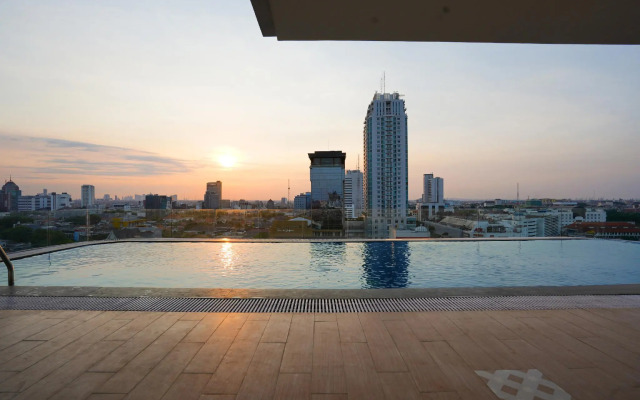 The Life Styles Hotel Surabaya
