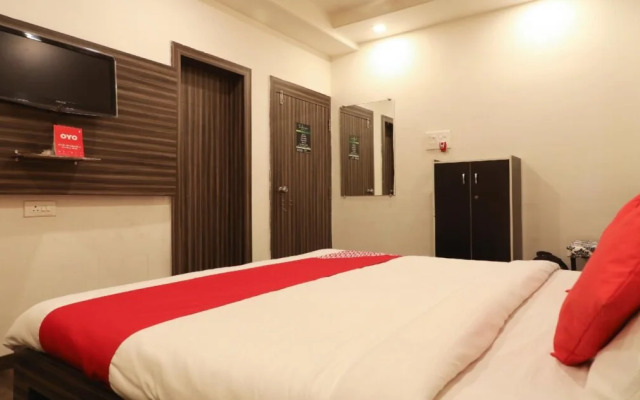 Oyo 22903 Sukoon Service Apartments