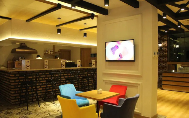 Devin Otel Isparta
