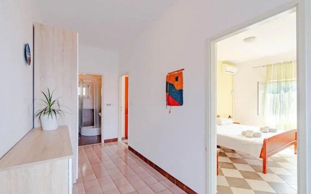 Awesome Home in Potomje With 3 Bedrooms and Wifi