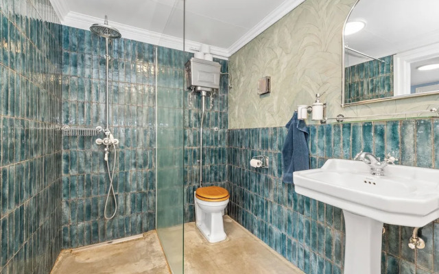 Central studio apartment