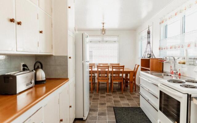 Alpine House Tongariro - Turangi Holiday Home