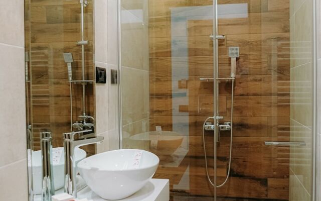 Grand View Hotel & Suites Copou