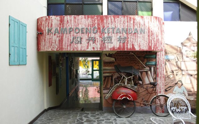 Omah Njonja Bed & Brasserie