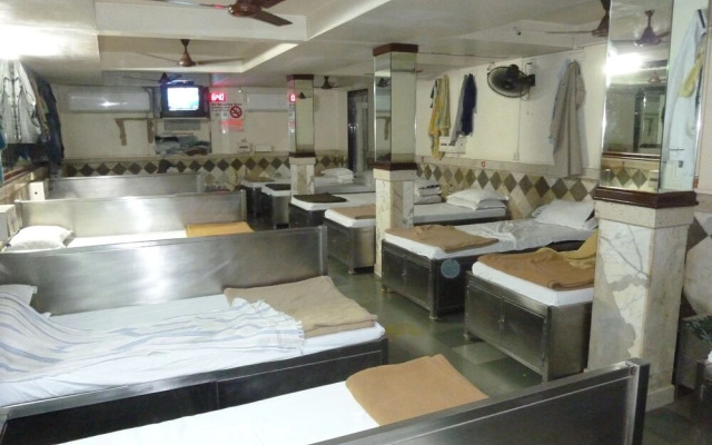 Yadgar Guest House