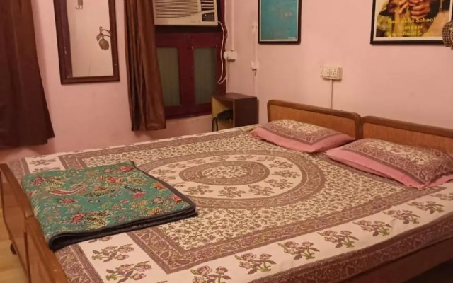 Urvashi Guest House