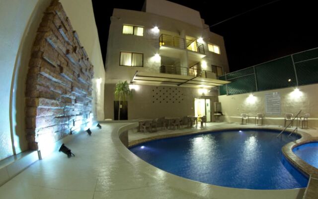 Hotel & Suites Domani