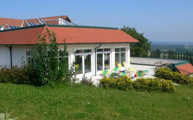 Wohlfuhl Hotel Wiesenhof