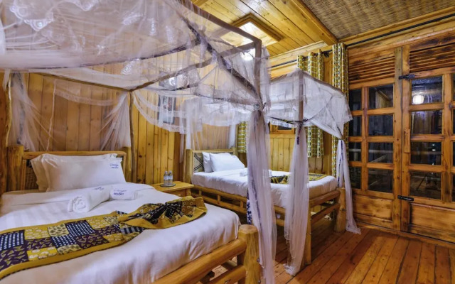 Keije Resort Bunyonyi