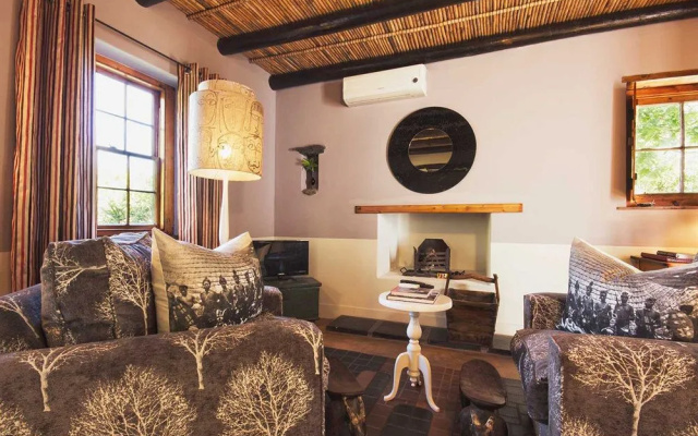 Augusta de Mist Country House and Kitchen