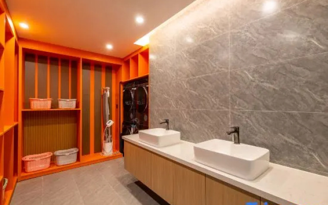 Jiuyue Nanjing Hotel – Bathroom – Qingdao