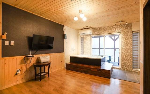 Inje Baekdam Rainbow Pension