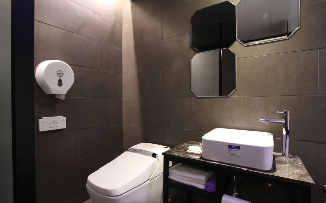 2 Heaven Hotel Seogu