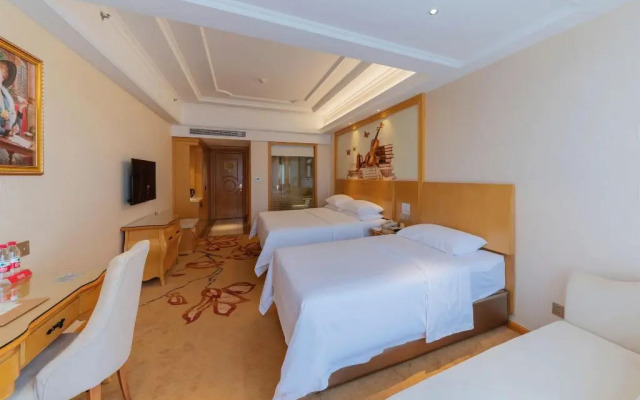 Vienna International Hotel (Huizhou Daya Bay Coastal Park Branch)