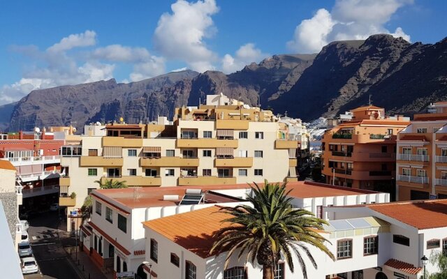 Apartment With 2 Bedrooms in Santiago del Teide, With Wonderful Mounta