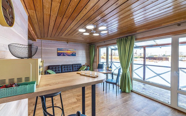 Дом у озера