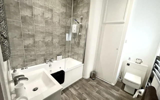 Reads Luxury Apartments