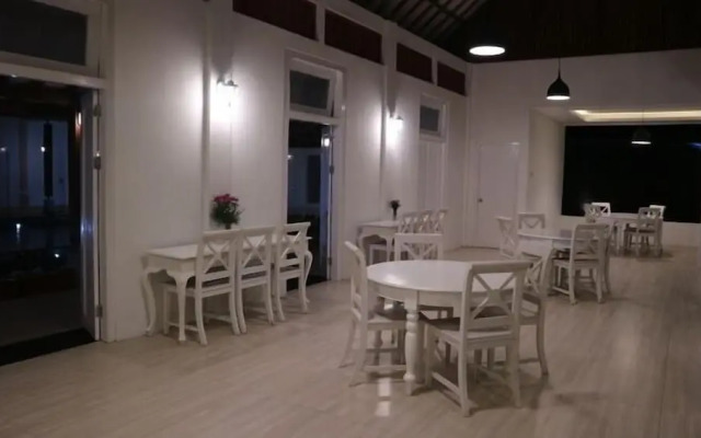 Sinom Borobudur Hotel