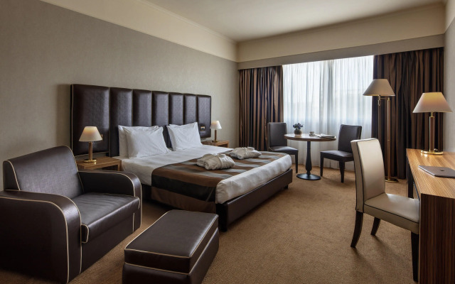 Holiday Inn Rome- Eur Parco Dei Medici by IHG