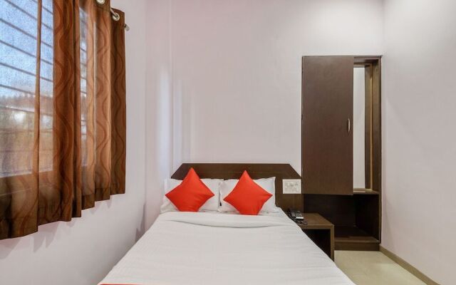 OYO 24115 Flagship Hotel Rajwada