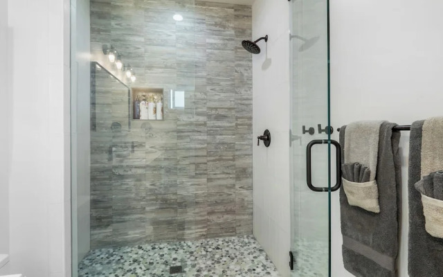 Rise Suites Oceanside