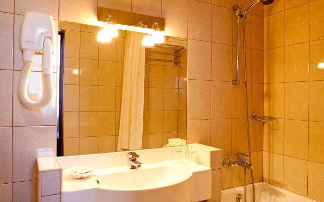 Hotel Izhora