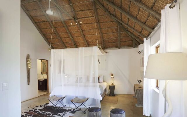 Tusk Bush Lodge