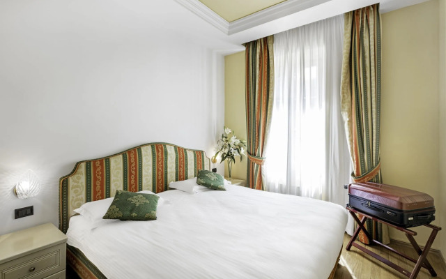 Residence St. Andrews Palace