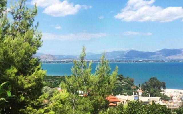 Sea view maisonette near Nafplio!1' drive to beach