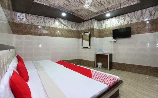 Rr Residency By OYO Rooms