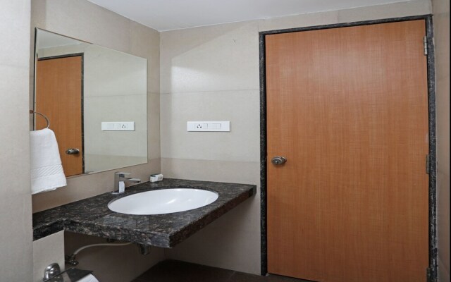 FabHotel Rathi Residency