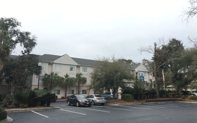 Best Western Patriots Point