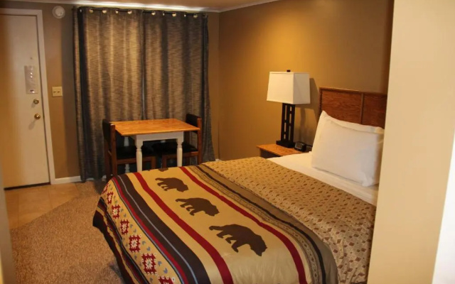 Lakeshor Motor Inn