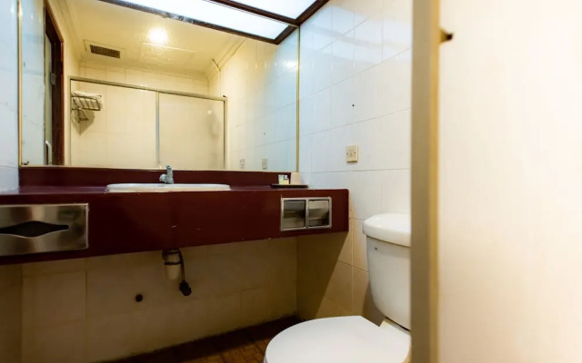 OYO 89735 The Dream Hotel